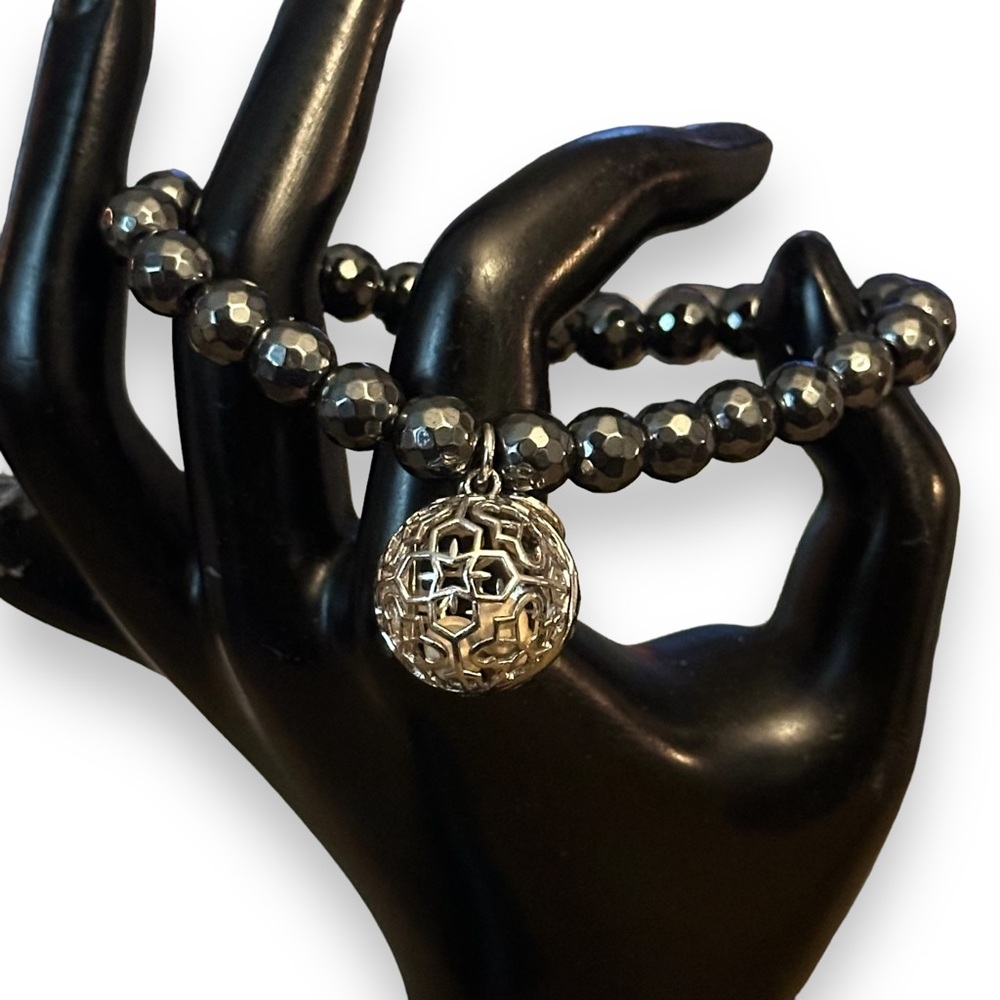 Origami Owl Lisa Hoffman Scented Hematite Stretch Bracelet View 5